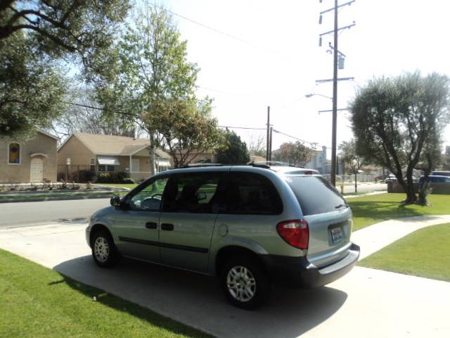 2005 Dodge Caravan SE