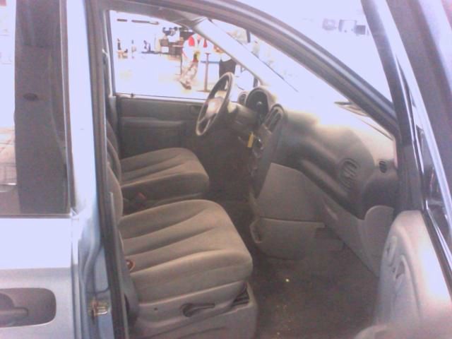 2005 Dodge Caravan SE