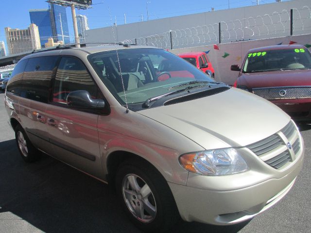 2005 Dodge Caravan S