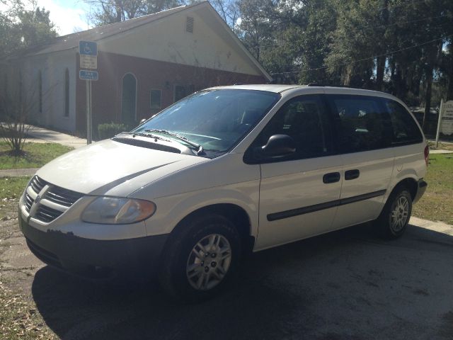 2005 Dodge Caravan SE