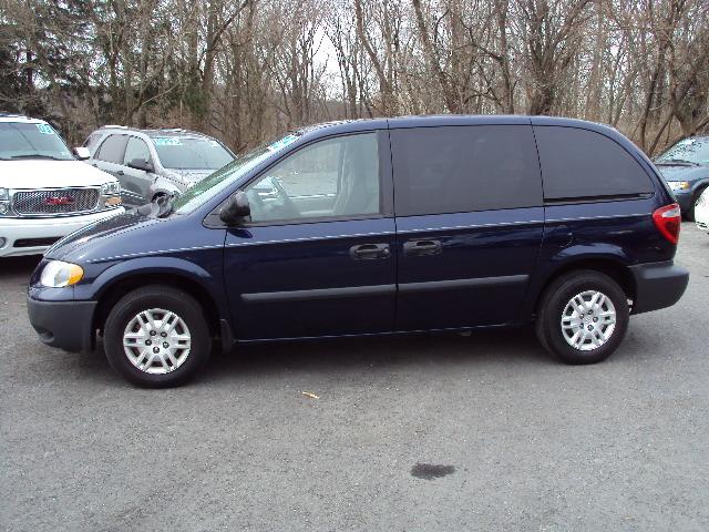 2005 Dodge Caravan SE