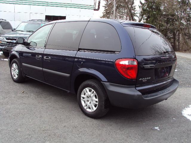 2005 Dodge Caravan SE