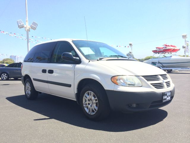 2005 Dodge Caravan T6 Sport Utility 4D