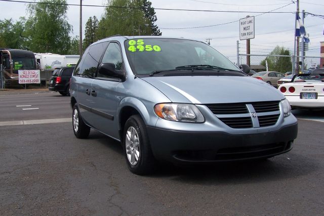 2005 Dodge Caravan SE