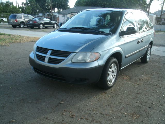 2005 Dodge Caravan SE