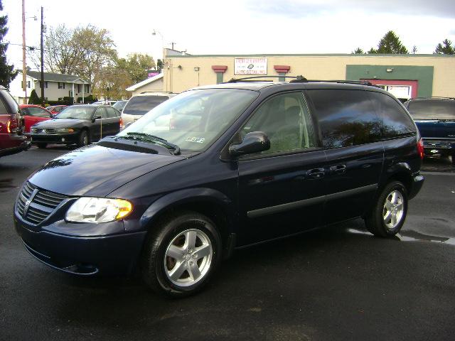 2005 Dodge Caravan ES Sport