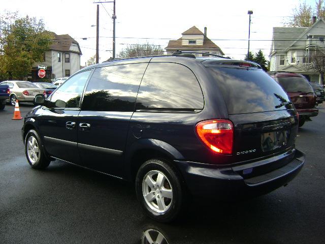 2005 Dodge Caravan ES Sport