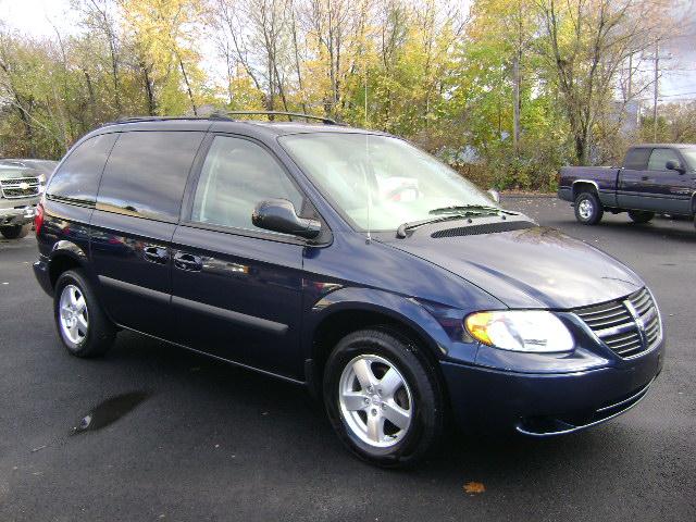 2005 Dodge Caravan ES Sport