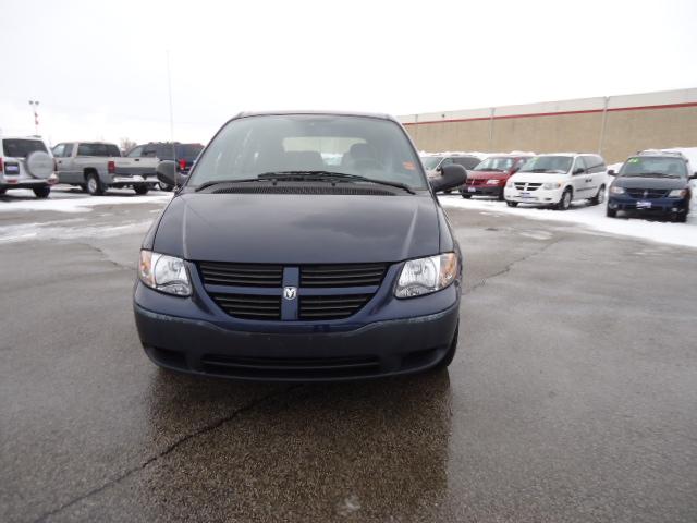 2005 Dodge Caravan SE