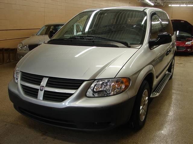 2005 Dodge Caravan SE