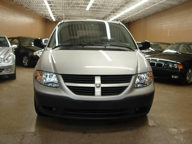 2005 Dodge Caravan SE