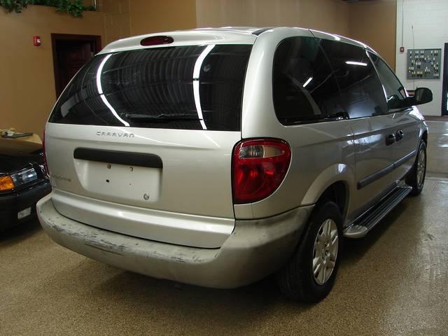 2005 Dodge Caravan SE