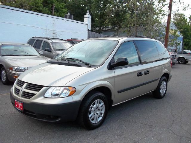 2005 Dodge Caravan SE