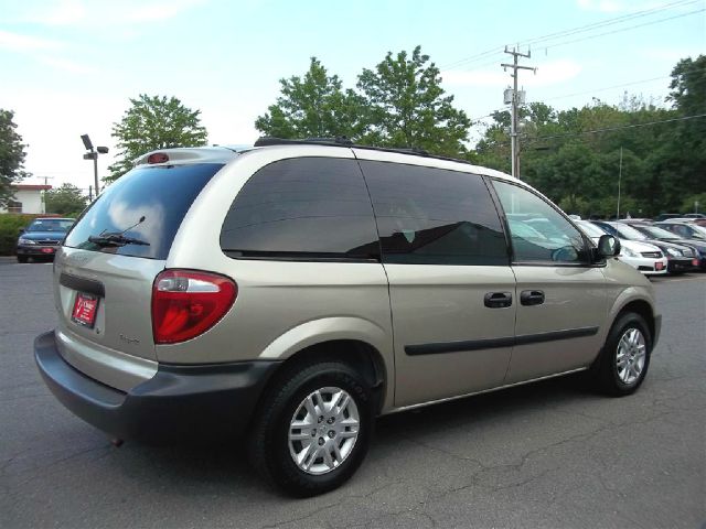 2005 Dodge Caravan SE