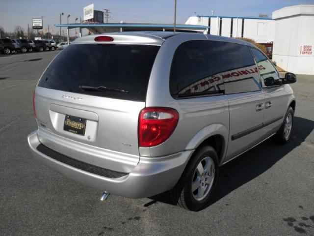 2005 Dodge Caravan S