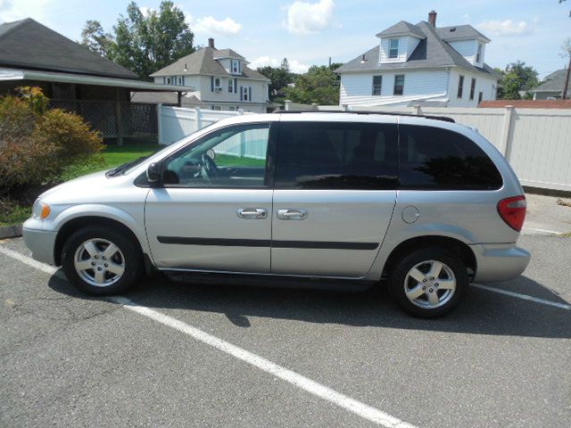 2005 Dodge Caravan S