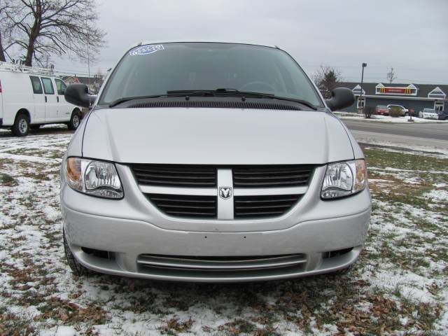 2005 Dodge Caravan S