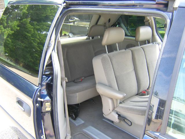 2005 Dodge Caravan SE