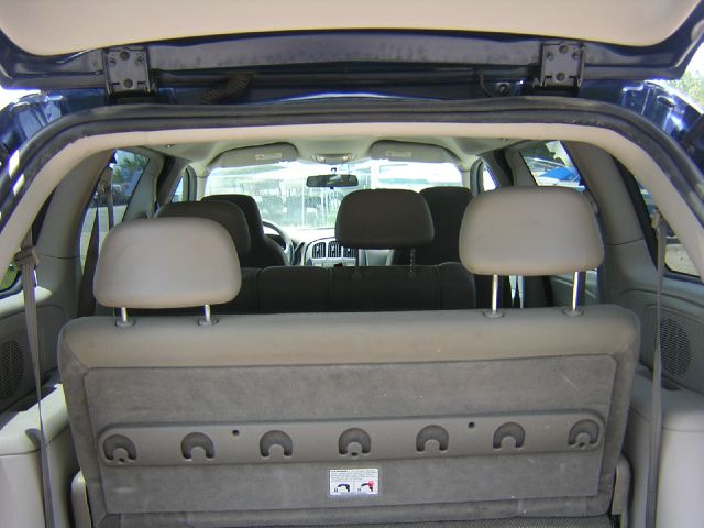 2005 Dodge Caravan SE