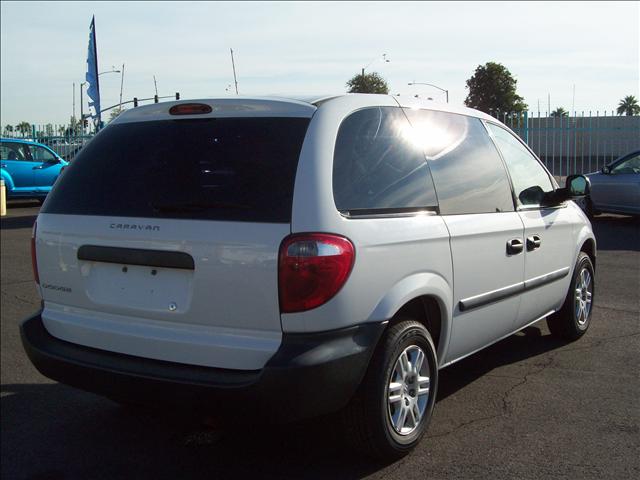 2005 Dodge Caravan SE