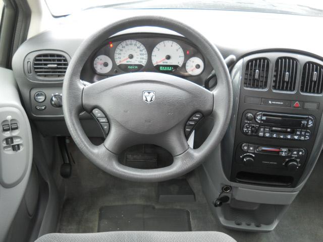 2005 Dodge Caravan S