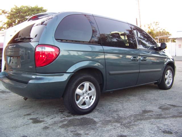 2005 Dodge Caravan S