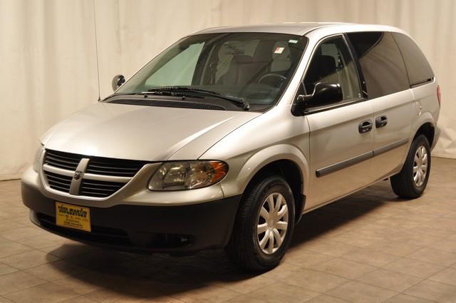 2005 Dodge Caravan SE