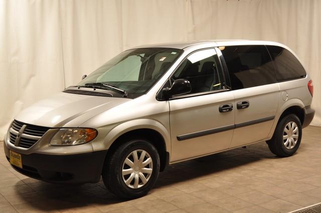 2005 Dodge Caravan SE