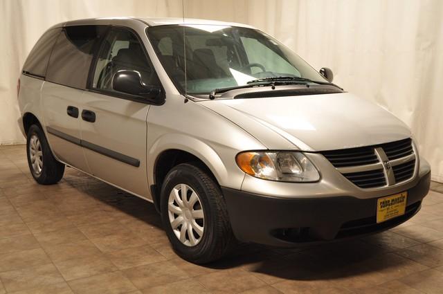 2005 Dodge Caravan SE