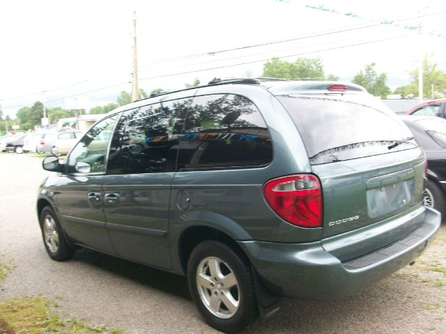 2005 Dodge Caravan S