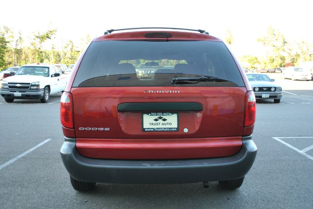 2006 Dodge Caravan SE