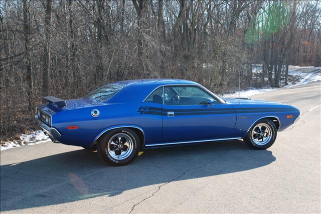 1972 Dodge Challenger LS 4DR Sedan