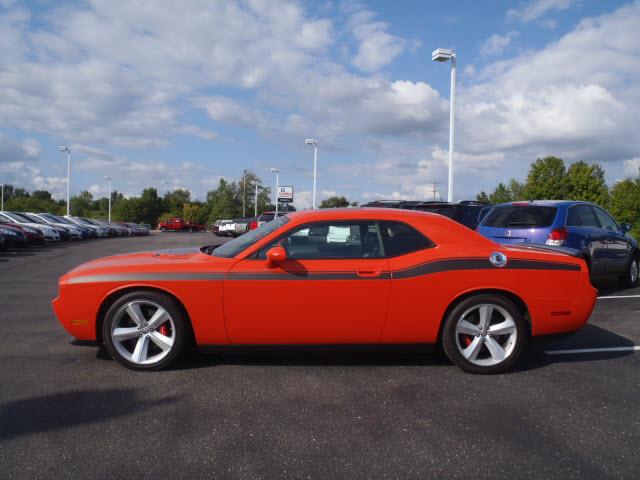 2008 Dodge Challenger XLS 4WD