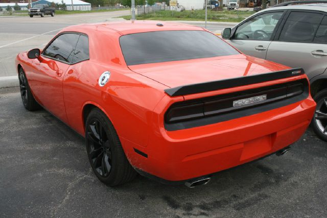 2008 Dodge Challenger XLS 4WD