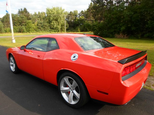 2008 Dodge Challenger XLS 4WD