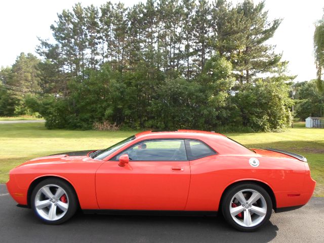 2008 Dodge Challenger XLS 4WD