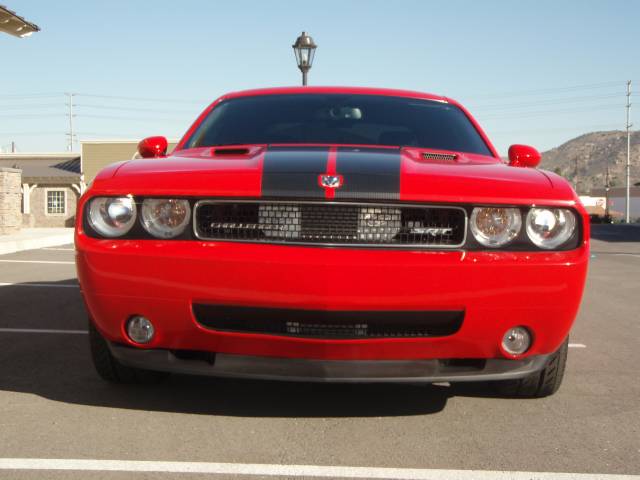 2009 Dodge Challenger FWD 4dr SL SUV