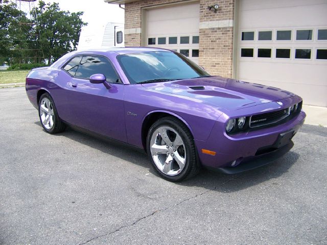 2009 Dodge Challenger Deluxe Convertible