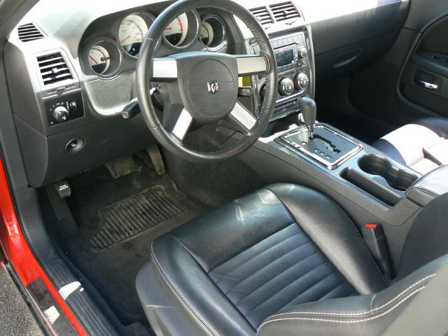 2009 Dodge Challenger Deluxe Convertible