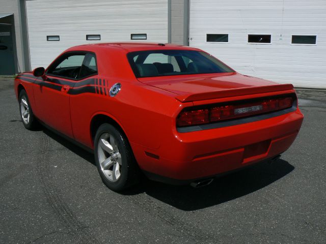 2009 Dodge Challenger Deluxe Convertible