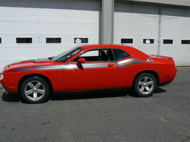 2009 Dodge Challenger Deluxe Convertible