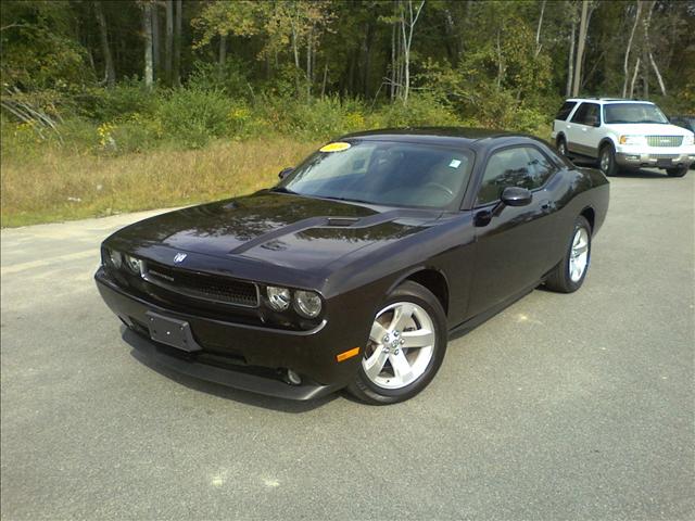 2009 Dodge Challenger 4WD Crew Cab 153 LTZ