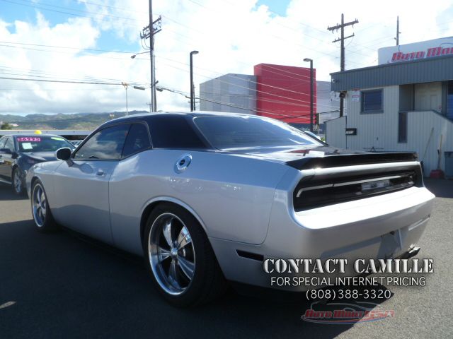 2009 Dodge Challenger Deluxe Convertible