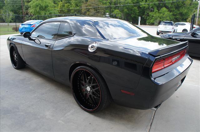 2009 Dodge Challenger XLS 4WD