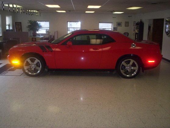 2009 Dodge Challenger SLT 25