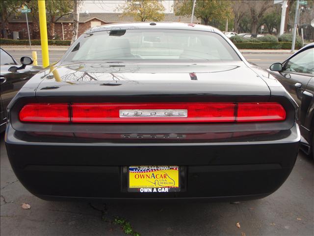 2009 Dodge Challenger Unknown