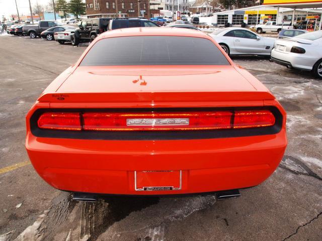 2009 Dodge Challenger SLT 25