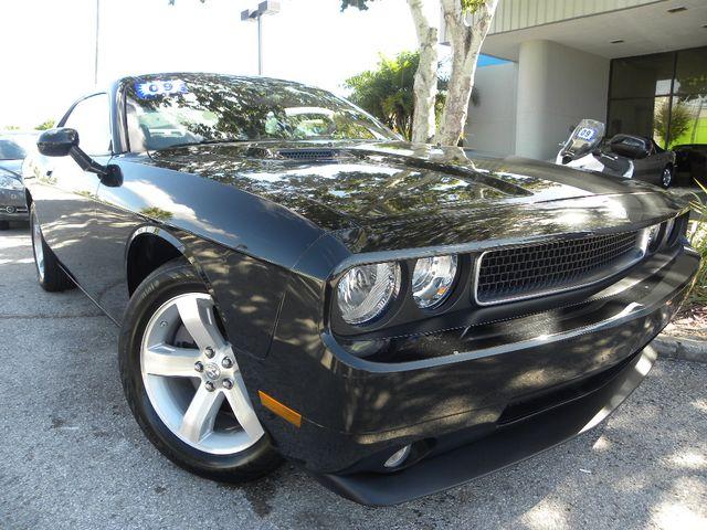 2009 Dodge Challenger SE