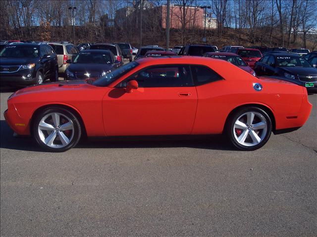 2009 Dodge Challenger XLS 4WD