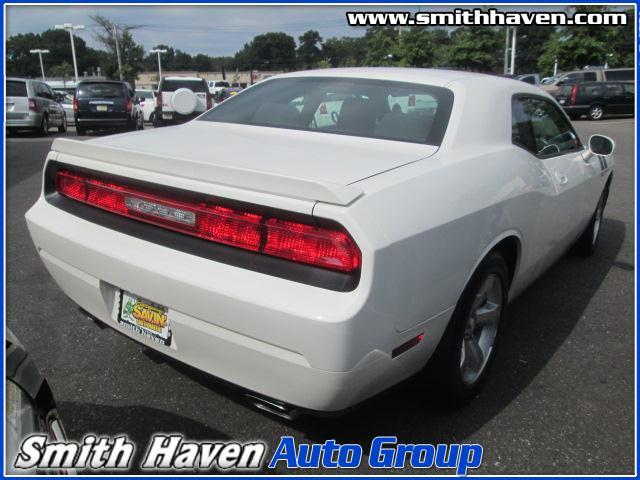 2009 Dodge Challenger ST Quad Cab Short Be